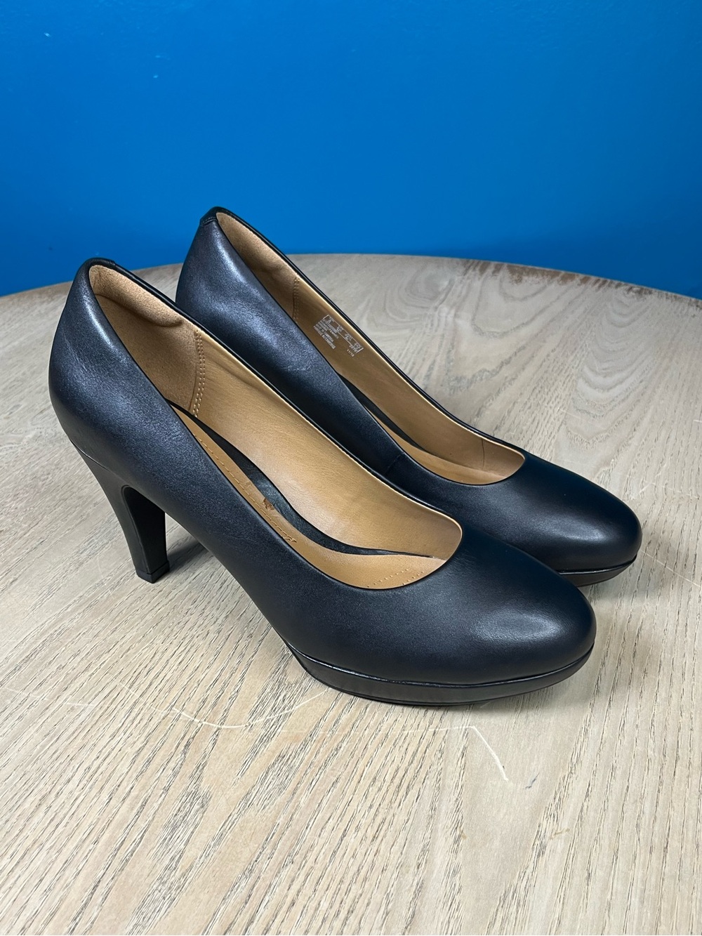 Clarks Brier Dolly Black Leather Pumps Classic Heels Office Career Size 8.5